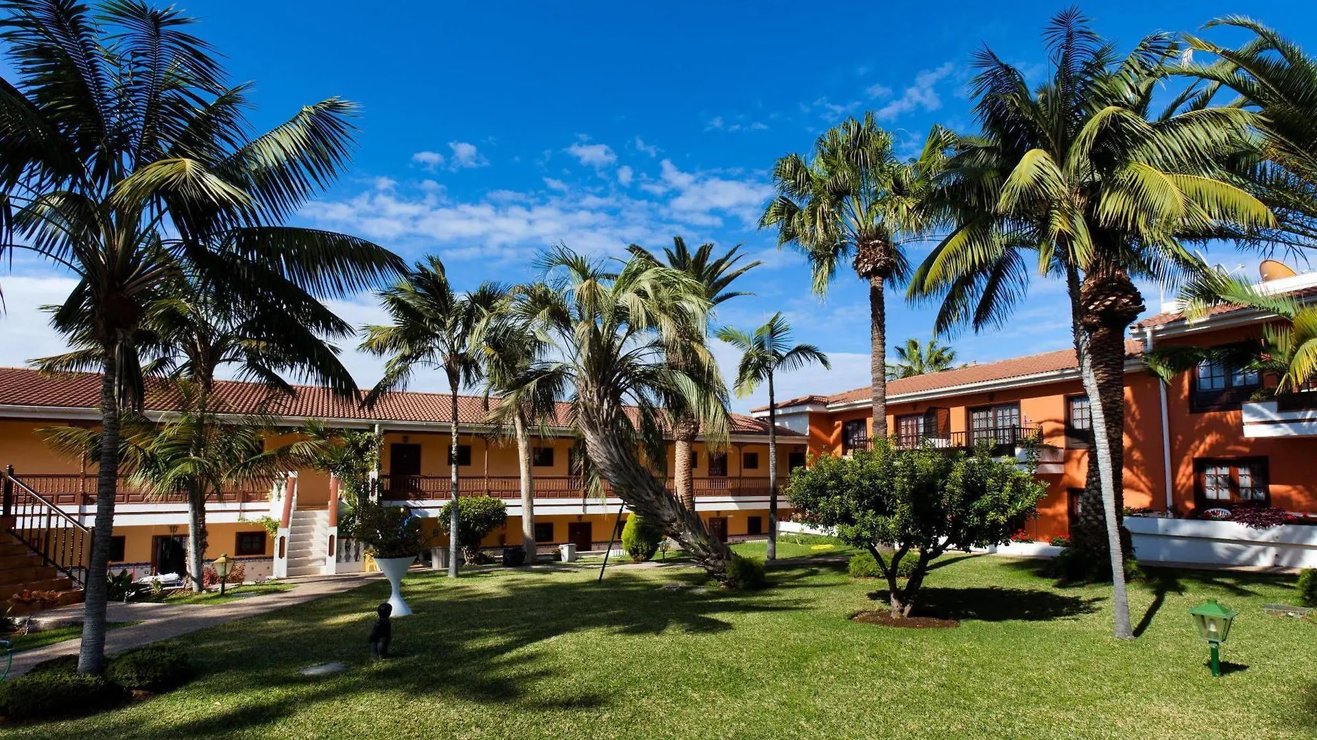 Apartamentos Ambassador Puerto de la Cruz  Spain